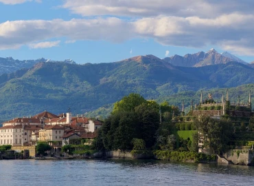 Escursionismo, Viaggio escursionistico nelle valli dell'Ossola