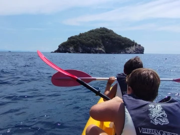Kayaking, Bergeggi: Kayak nell'area marina protetta