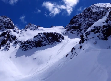 Sci alpinismo, Traversata con gli sci vista mare 